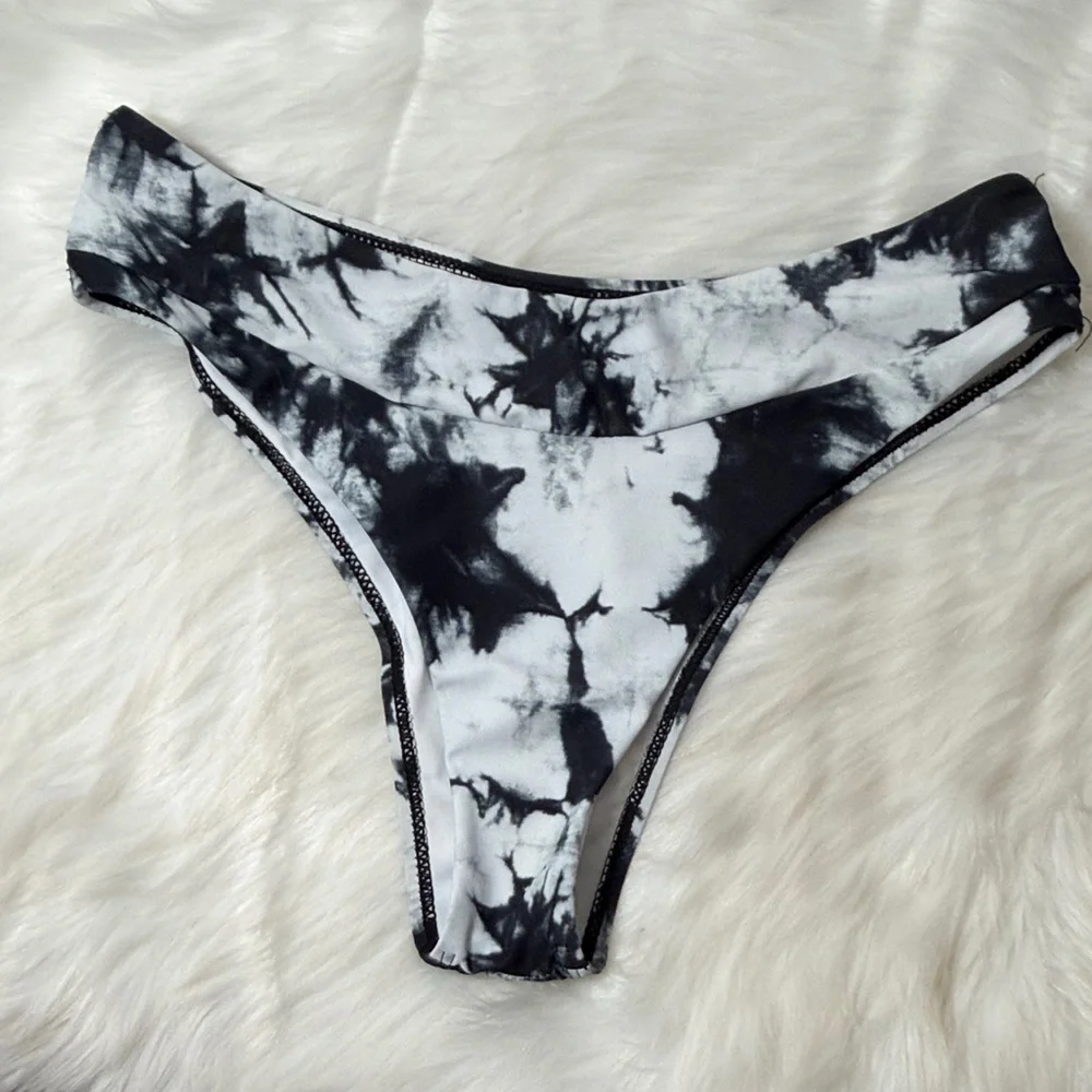Bundle Bikini Tops Bottoms Summer Beach Floral, Tropical & Tie-Dye Mix